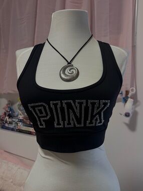 pink sports bra ♡